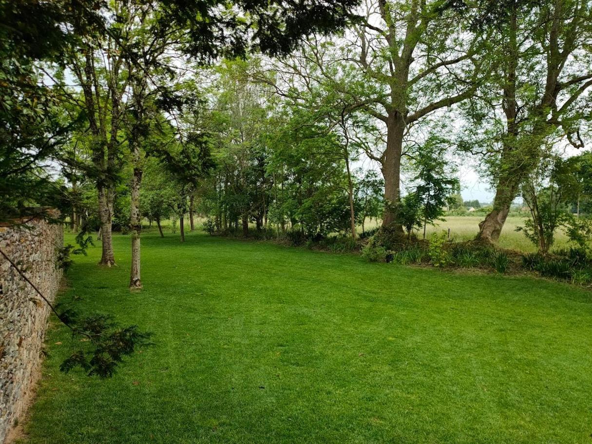 Domaine Du Manoir De Vains Hotel Bagian luar foto